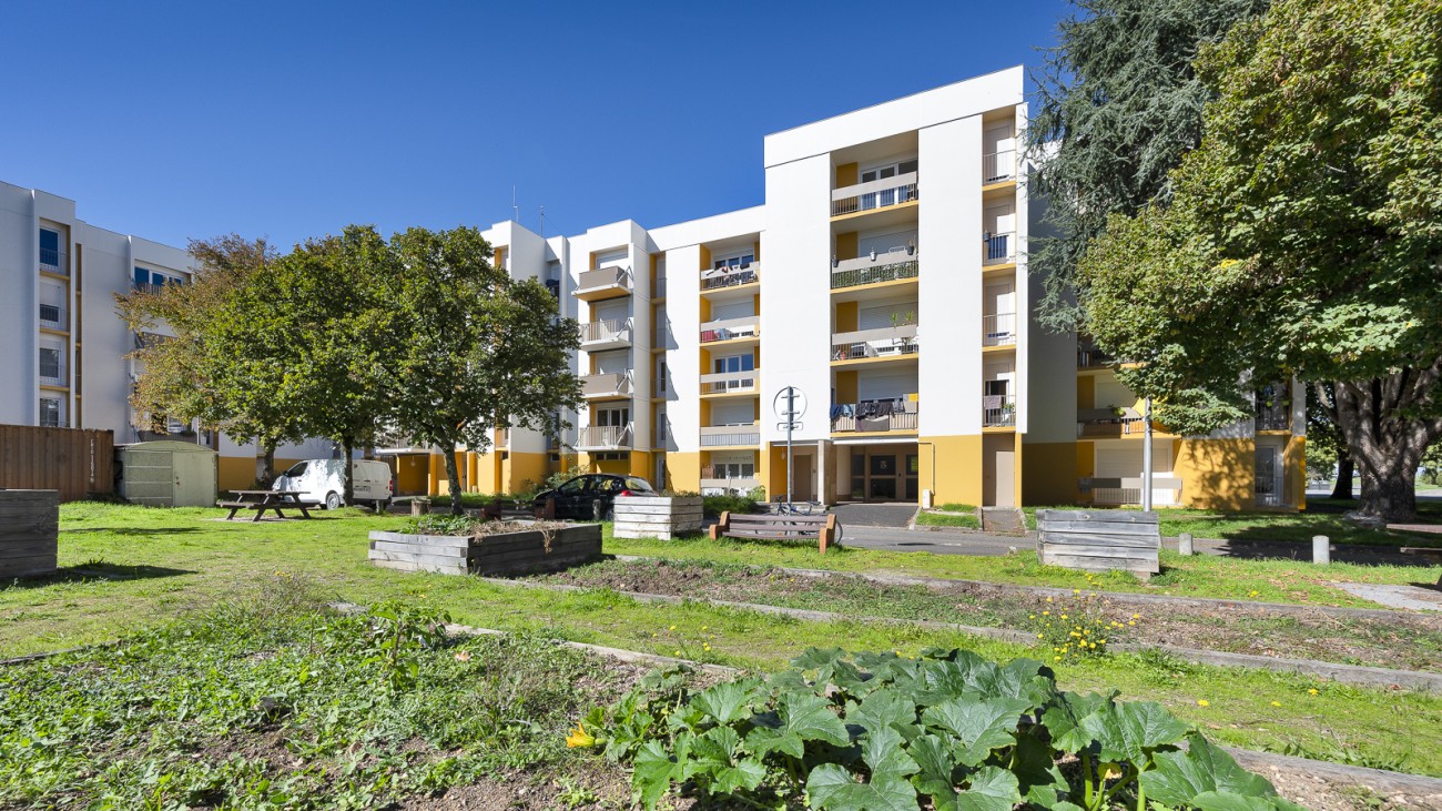 Cognac - Crouin - T3 dans un immeuble rénové